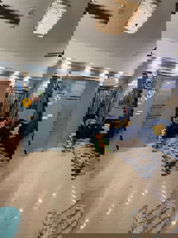 2.5 BHK + Study Room 1150 Sq.Ft. Apartment in Express Zenith