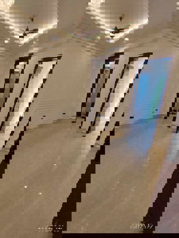 3 BHK 1850 Sq.Ft. Apartment in Raj One Good Earth