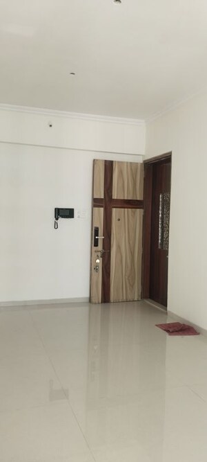 Room in 2 BHK Apartment at Neelam Senroofs, Nahur East – for Rent