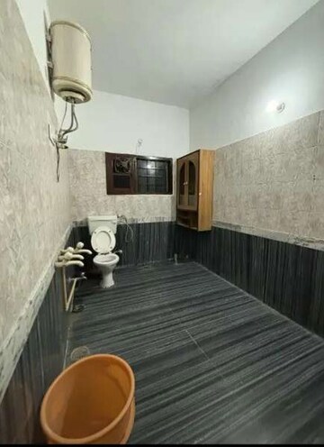 Kitchen in 1 BHK Builder Floor at Sector 21 – for Rent