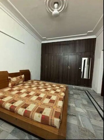 Kitchen in 1 BHK Builder Floor at Sector 21 – for Rent