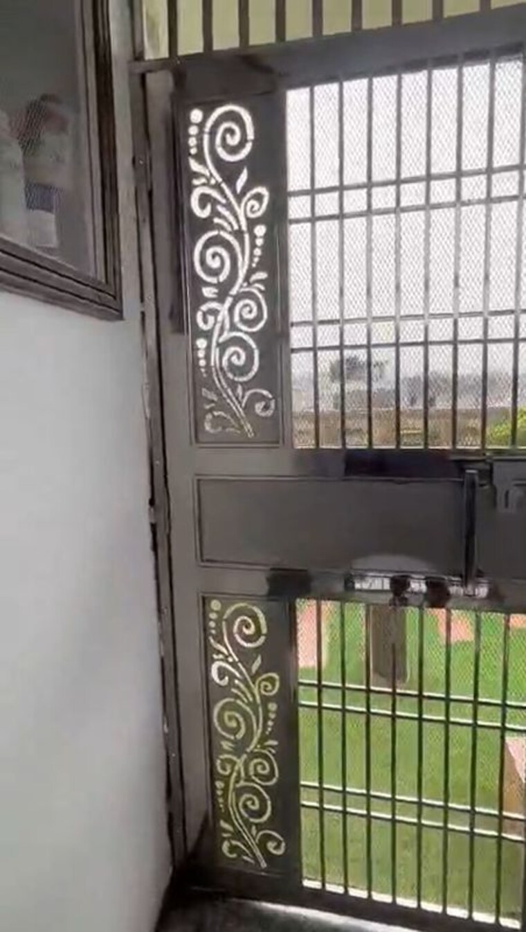 Exterior View, rajendra nagar sector 2 4 Bedroom 2000 Sq.Ft. Builder Floor In Rajendra Nagar Sector 2 Ghaziabad 9902885