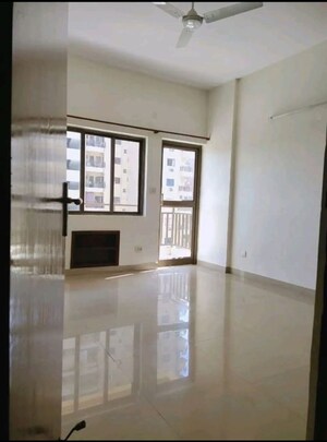 Kitchen in 3 BHK Apartment at Ardee City Palm Grove Heights, Sector 52 – for Rent