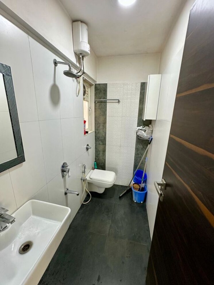 Bathroom, k-raheja-interface-heights 1 Bedroom 520 Sq.Ft. Apartment In Malad West Mumbai 9902888