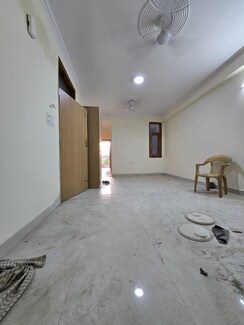 2 BHK + Servant Room Builder Floor For Rent in Chattarpur