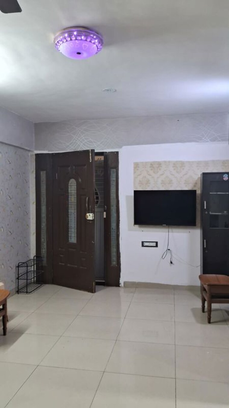 Room, giridhar-oasis 2 Bedroom 1190 Sq.Ft. Apartment In Kharadi Pune 9902907
