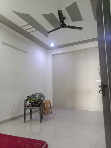 Room in 1 BHK Builder Floor at Neb Sarai – for Rent