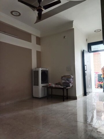 1 BHK Builder Floor For Rent in Neb Sarai