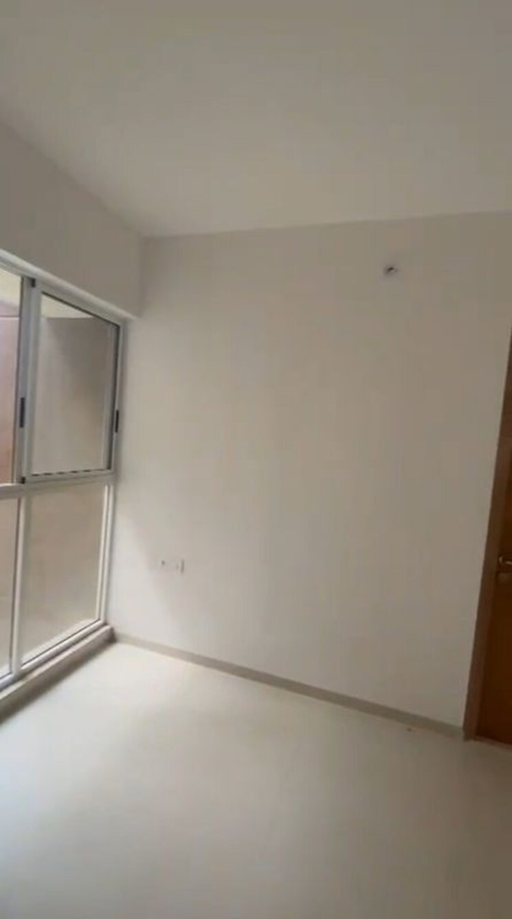 Room, lodha-upper-thane-woodlands-c-and-d 2 Bedroom 530 Sq.Ft. Apartment In Anjur Thane 9883082