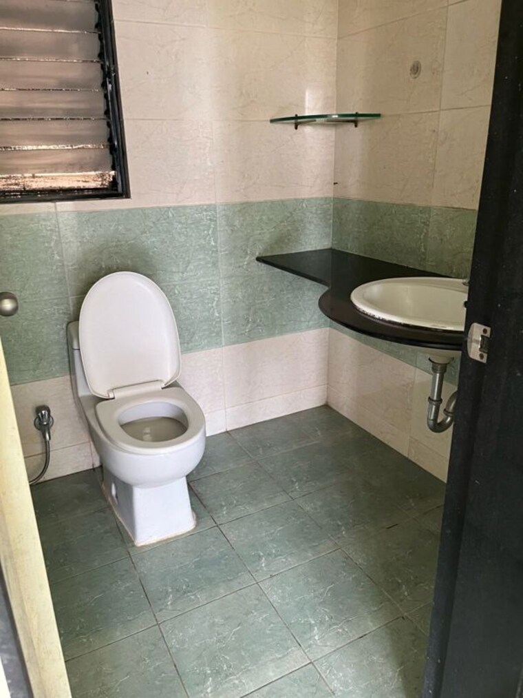 Bathroom, nanded-lalit 2.5 Bedroom 1115 Sq.Ft. Apartment In Sinhagad Road Pune 9902908