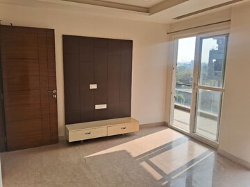 Room in 3 BHK Apartment at Kibithu Homes, Sector 47 – for Rent