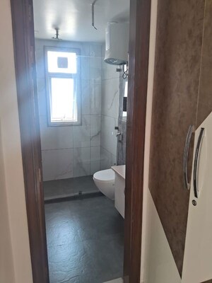 Bathroom in 3 BHK Apartment at Kibithu Homes, Sector 47 – for Rent