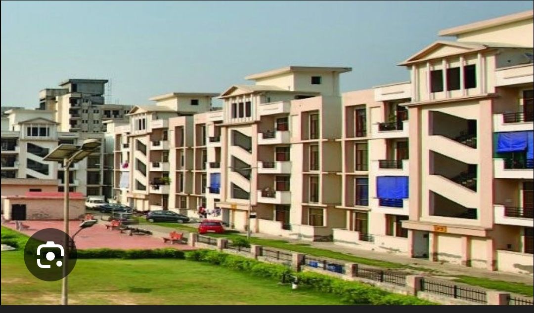 3 BHK 180 Sq.Yd. Builder Floor in SRS Prime Floors