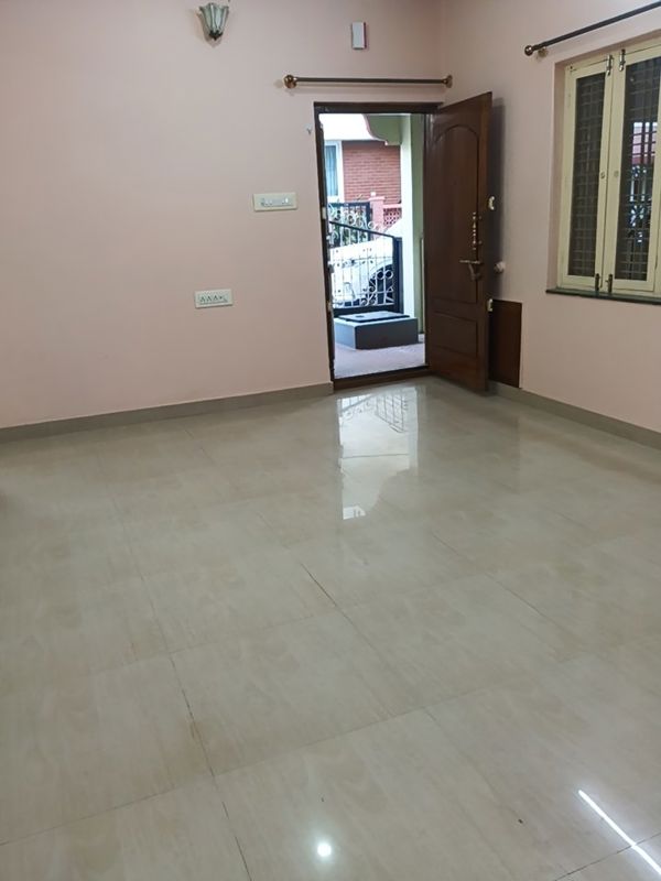 2 BHK + Pooja Room Builder Floor For Rent in Koramangala