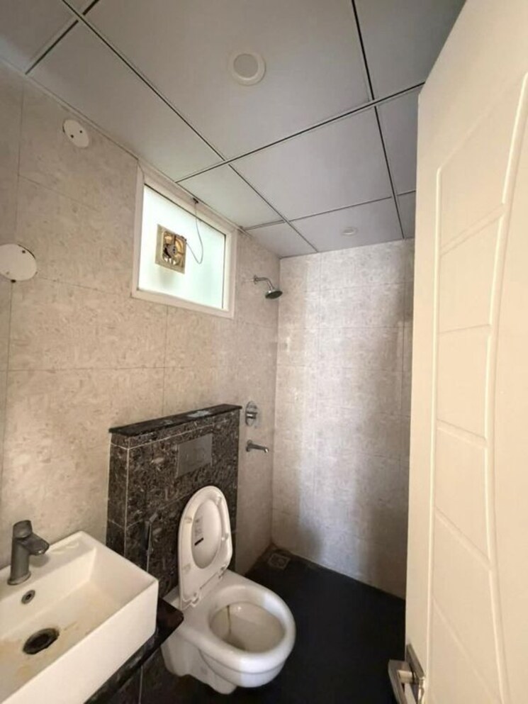 Bathroom, maxxus-elanza 3 Bedroom 1600 Sq.Ft. Apartment In International Airport Road Zirakpur 9903217
