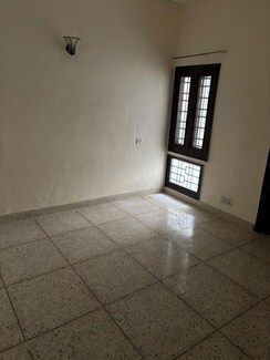 2.5 BHK + Pooja Room Builder Floor For Rent in Uday Park