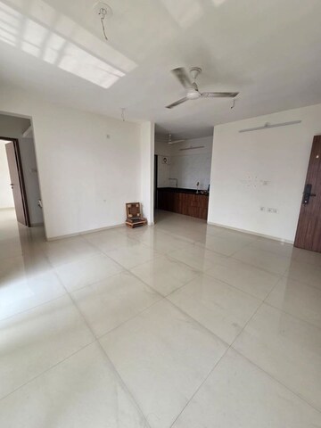 Room in 2 BHK Apartment at Prasun Sarvam, Kharadi – for Rent