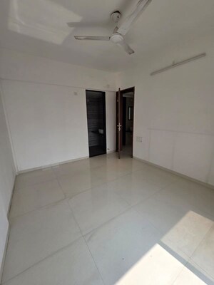 Room in 2 BHK Apartment at Prasun Sarvam, Kharadi – for Rent
