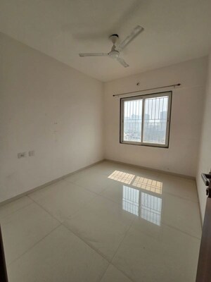 Room in 2 BHK Apartment at Prasun Sarvam, Kharadi – for Rent