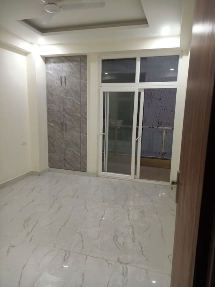 Room, mascot-soho-sports-city 2 Bedroom 1010 Sq.Ft. Apartment In Bisrakh Jalalpur Greater Noida 9903188