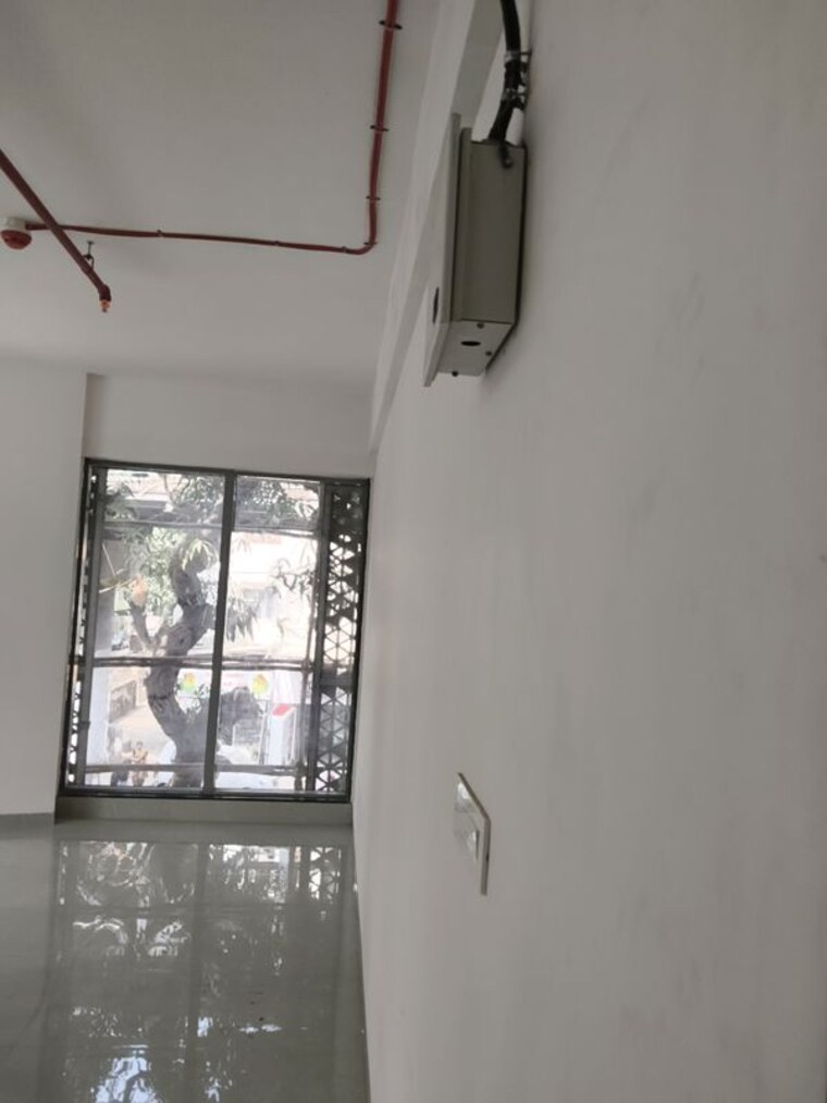 Other, vile parle east Commercial Office Space 420 Sq.Ft. In Vile Parle East Mumbai 9903286