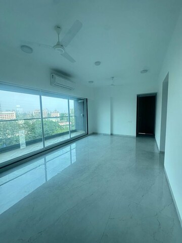 Building Lobby in 3 BHK Apartment at Shubham Trident, Chembur – for Rent