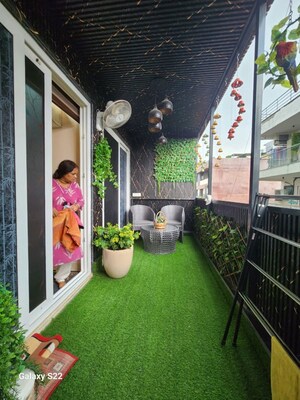 Balcony in 3 BHK Builder Floor at Saket – for Rent