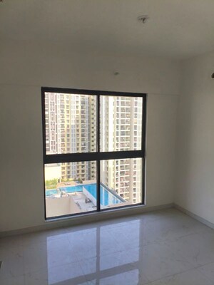 Room in 2 BHK Apartment at Runwal Gardens, Dombivli East – for Rent