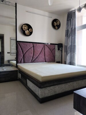 Bedroom in 3 BHK Apartment at Hiranandani Estate, Ghodbunder Road – for Rent
