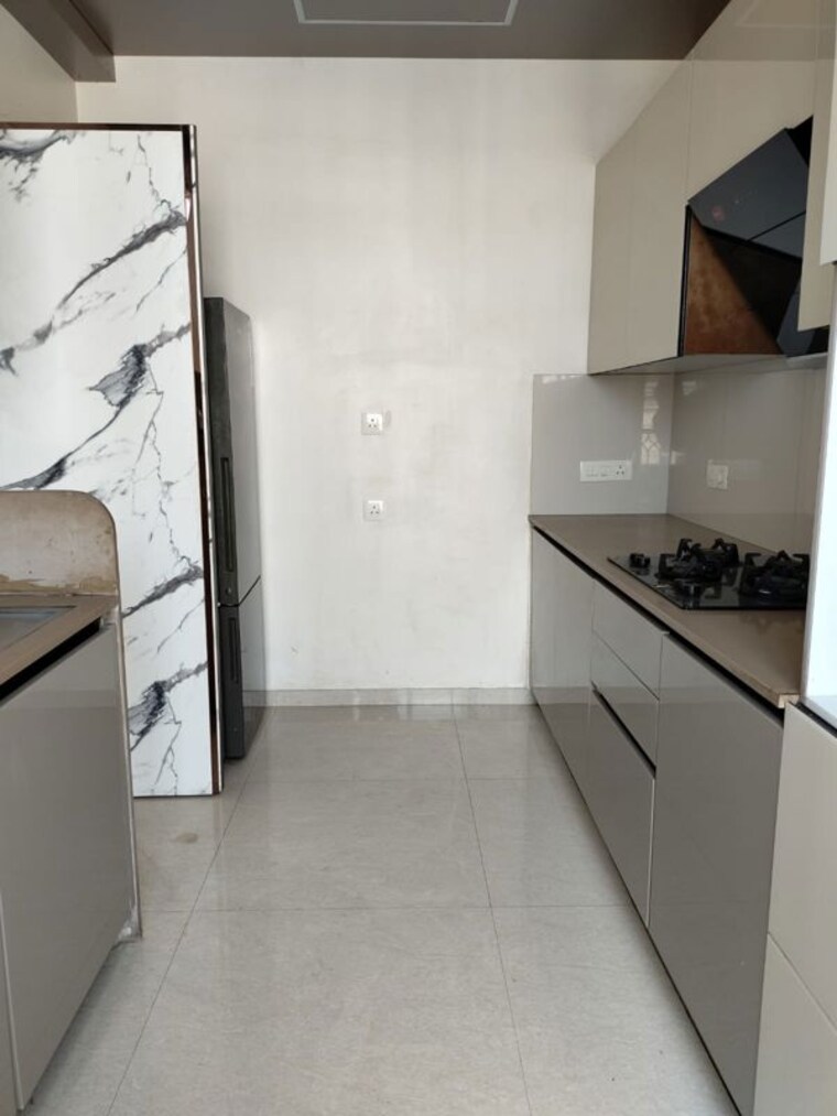 Kitchen, hiranandani-estate 3 Bedroom 1900 Sq.Ft. Apartment In Ghodbunder Road Thane 9903311