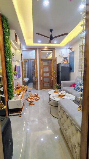 Living Room in 2 BHK Builder Floor at Vasundhara Pride, Vasundhara Sector 16 – for Sale