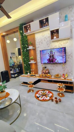 Bedroom in 2 BHK Builder Floor at Vasundhara Pride, Vasundhara Sector 16 – for Sale