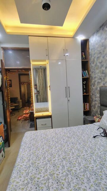 Bedroom in 2 BHK Builder Floor at Vasundhara Pride, Vasundhara Sector 16 – for Sale