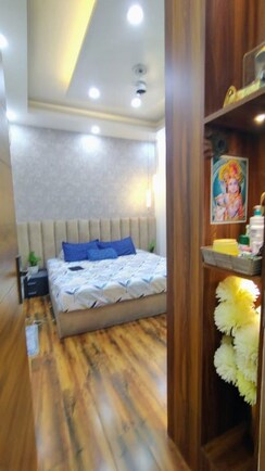 2 BHK + Pooja Room Builder Floor For Sale in Vasundhara Pride