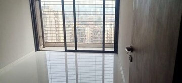 Room in 2 BHK Apartment at Platinum Emporius, Ulwe – for Rent