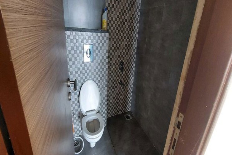 Bathroom, the-wadhwa-the-address 2 Bedroom 649 Sq.Ft. Apartment In Ghatkopar West Mumbai 9903404