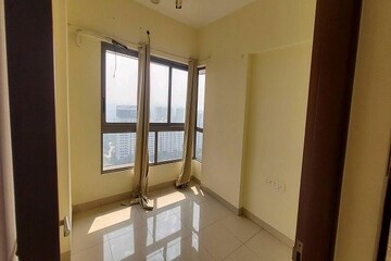 2 BHK Apartment For Rent in The Wadhwa The Address, Ghatkopar West