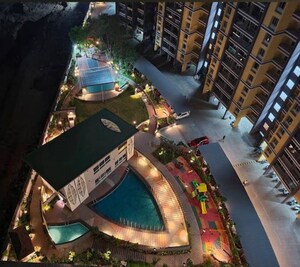 Swimming Pool in 2 BHK Apartment at Kohinoor Zen Estate, Kharadi – for Rent