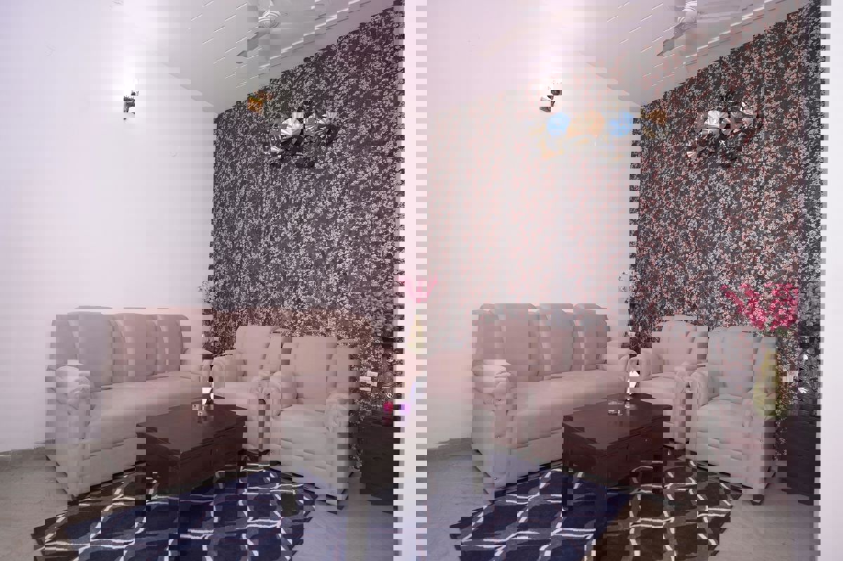 2 BHK Builder Floor For Rent in Sector 40