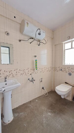 Bathroom in 3 BHK Apartment at Madhukund Apartment, Bavdhan – for Rent