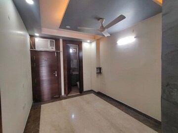 Room in 3 BHK Builder Floor at East Of Kailash – for Rent
