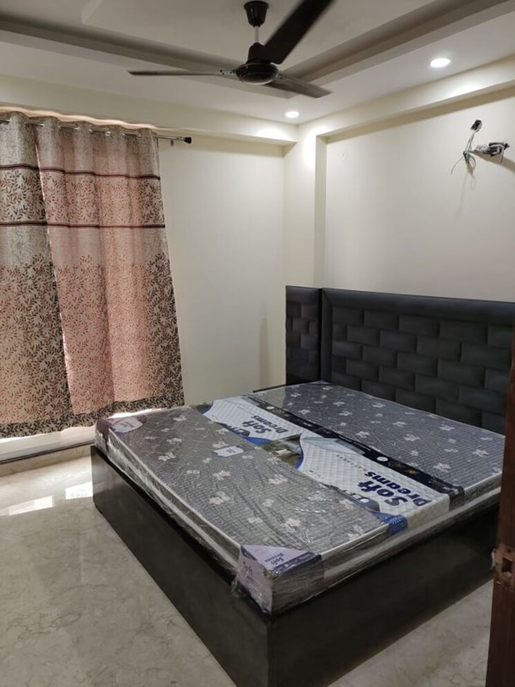 Bedroom, vipul-world-floors 3 Bedroom 1800 Sq.Ft. Builder Floor In Sector 48 Gurgaon 9903454