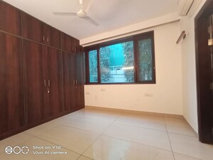 Room in 3 BHK Builder Floor at Greater Kailash ii – for Rent