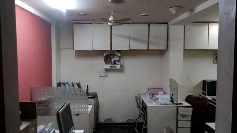 Team Area, ashoka-super-market Commercial Office Space 1100 Sq.Ft. In Goregaon West Mumbai 9902683