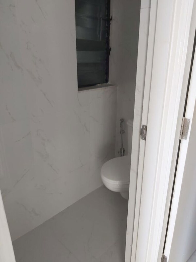 Bathroom, runwal-gardens-phase-i 1 Bedroom 470 Sq.Ft. Apartment In Dombivli East Thane 9903554