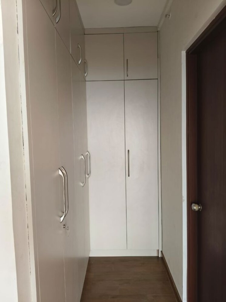 Bathroom, shapoorji-pallonji-joyville-gurgaon 3 Bedroom 1857 Sq.Ft. Apartment In Sector 102 Gurgaon 9903578