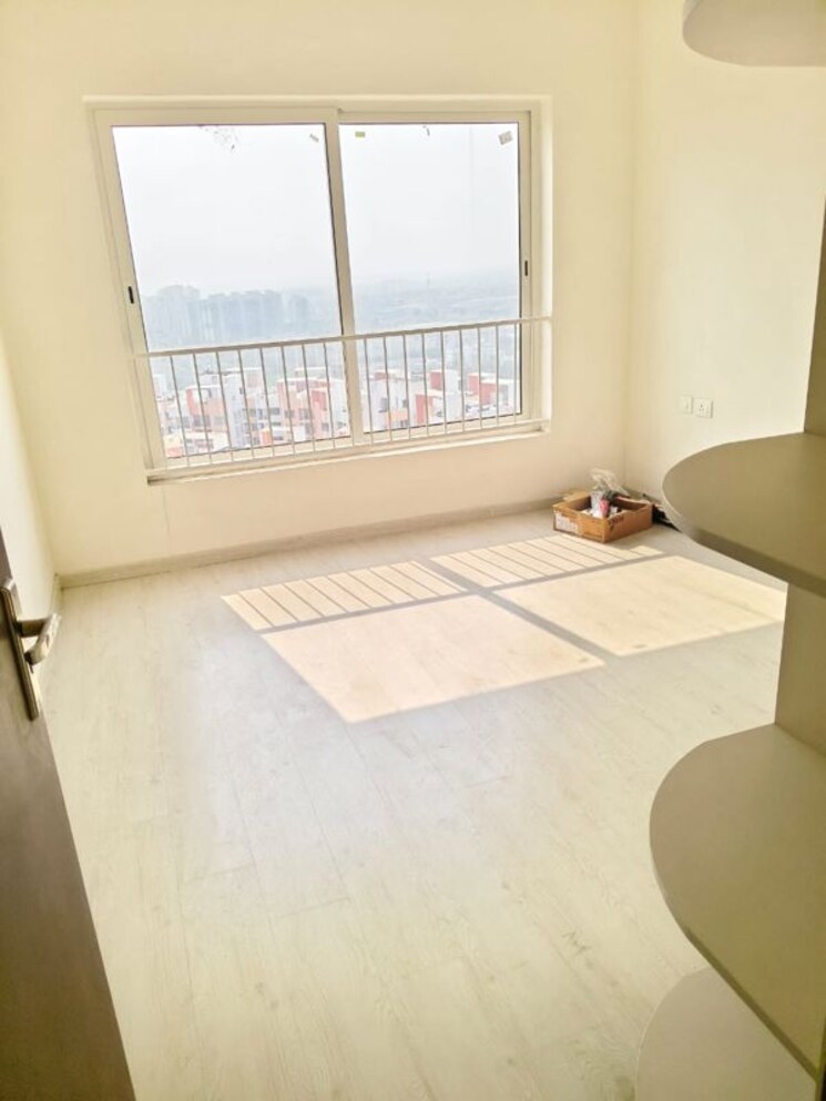 Bedroom, shapoorji-pallonji-joyville-gurgaon 3 Bedroom 1857 Sq.Ft. Apartment In Sector 102 Gurgaon 9903578