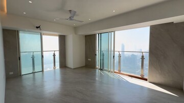 Master Bedroom in 4 BHK Apartment at Nathani Heights, Dalal Estate – for Rent