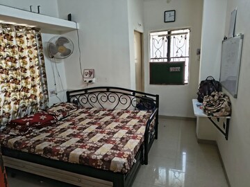 Bedroom in 1 BHK Apartment at Karve Nagar – for Rent