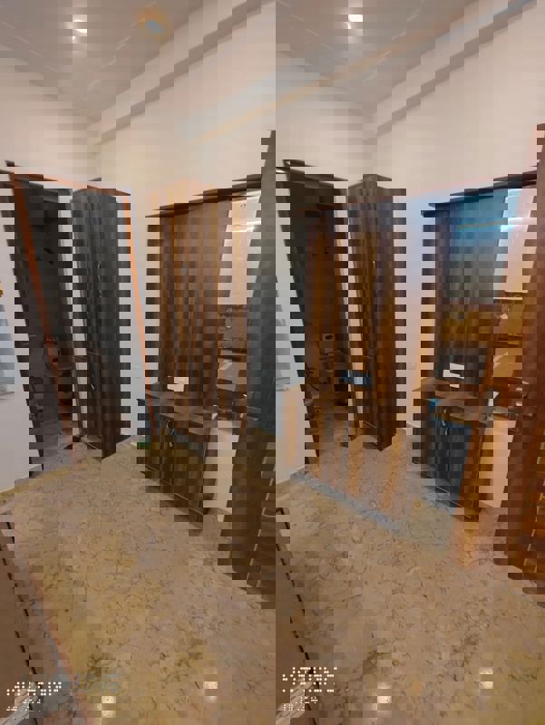 1 Rk  275 Sq.Ft. Builder Floor in DLF City Phase III